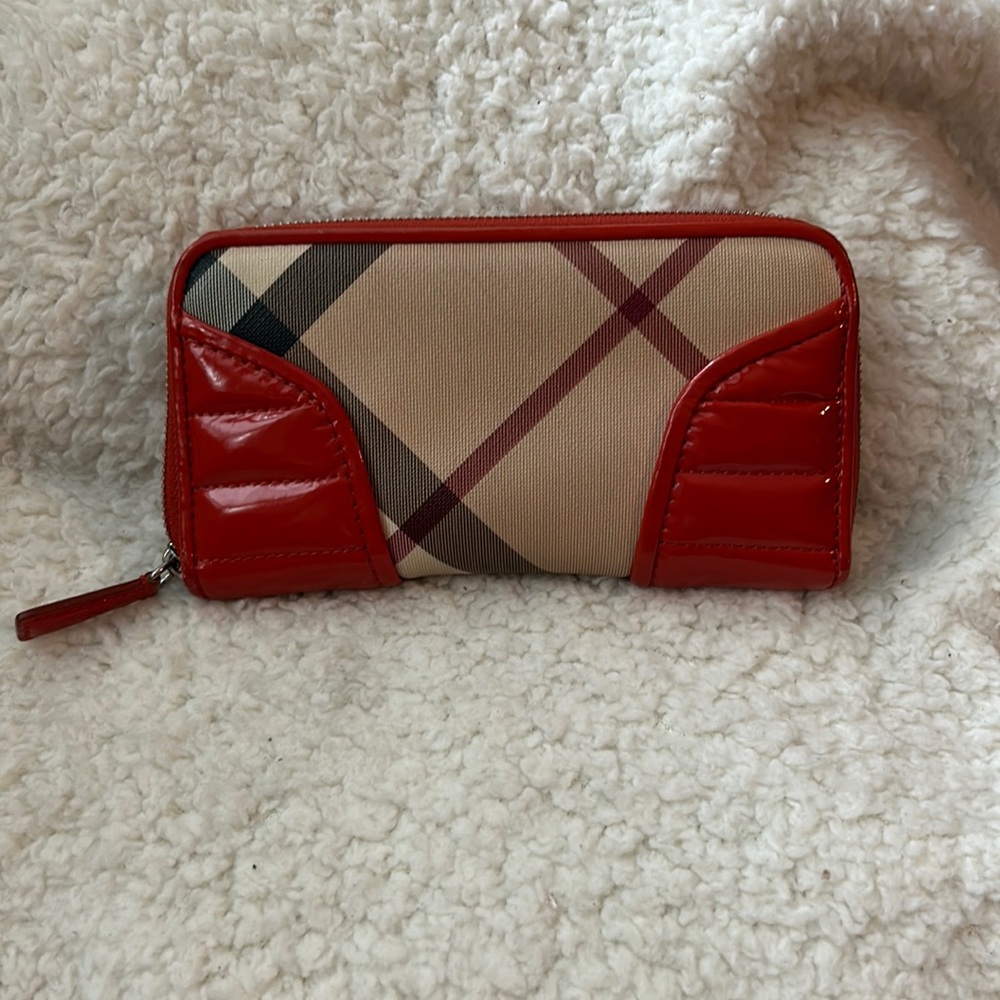 Burberry Long Zippered Checkered Wallet with Patent Leather